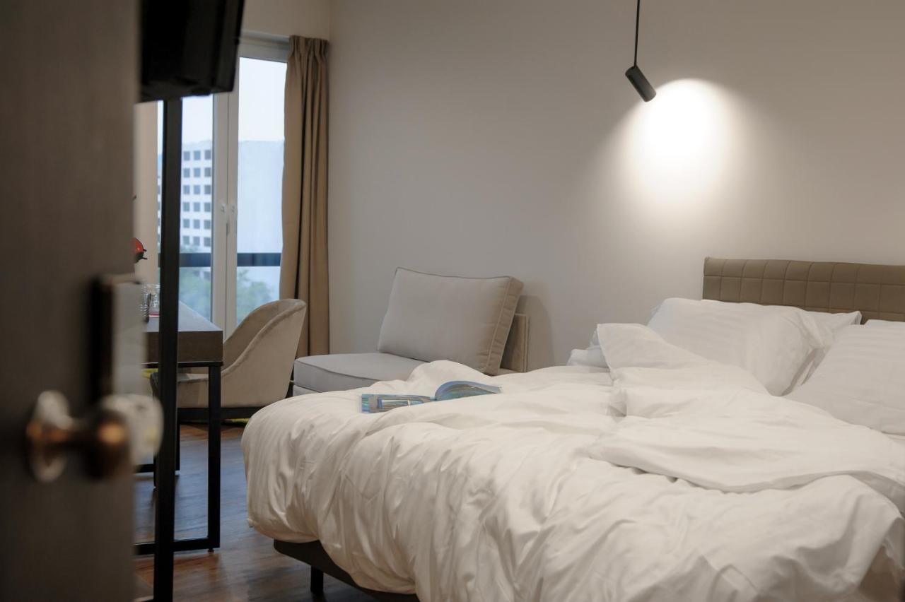 บี4บี เอเธนส์ 365 Hotel ภายนอก รูปภาพ